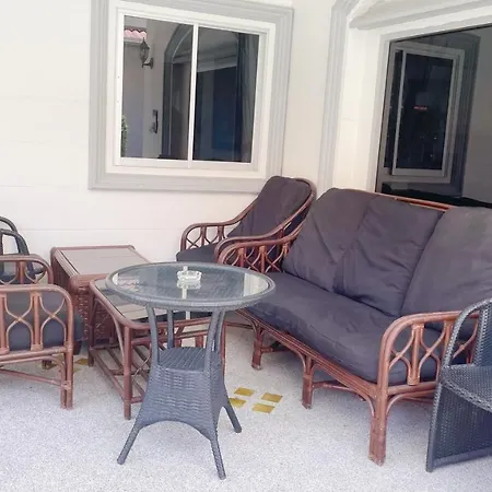 วิลล่า 3 Bedroom Praitumnak Soi 4 By Daisy *