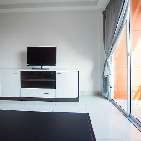 อพาร์ตโฮเทล Apollo Pattaya