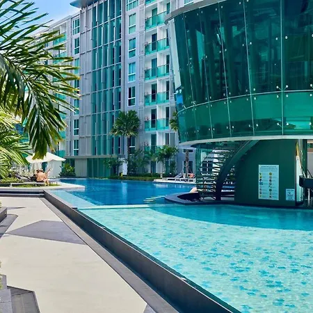 Center By Tech Apartment *