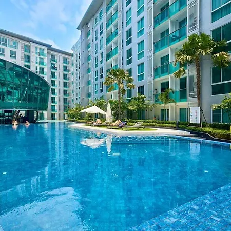Center By Tech Apartment *