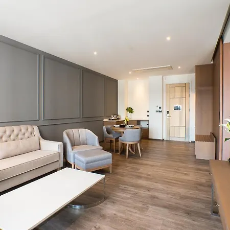 โรงแรม One Patio - Sha Extra Pattaya