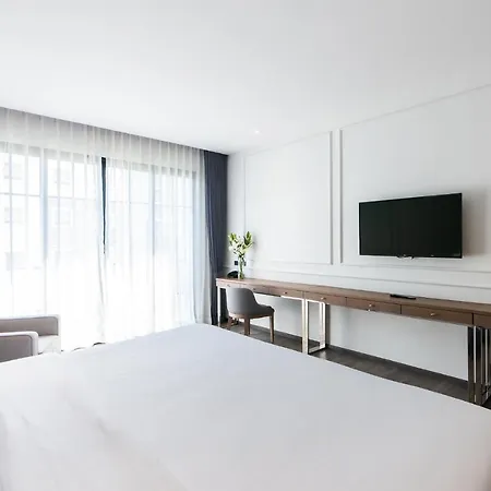โรงแรม One Patio - Sha Extra 5*