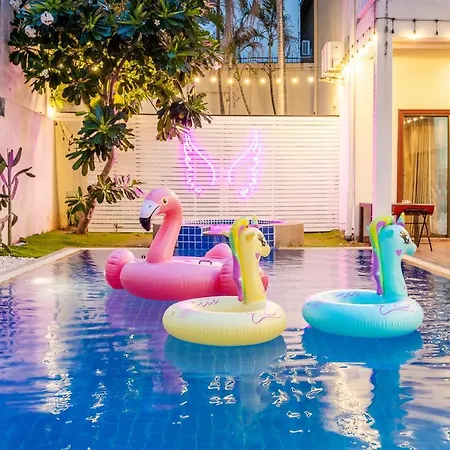 Fairy Hill Pool Villa *
