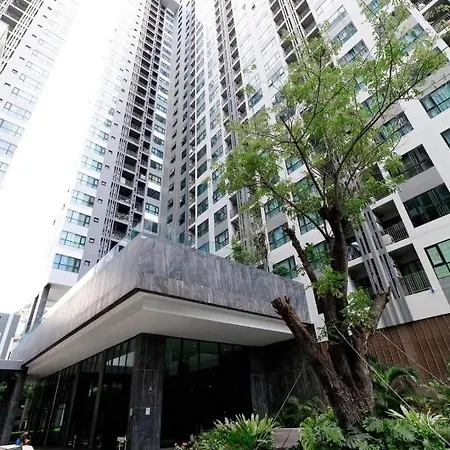 Apartment The Base At Pattaya