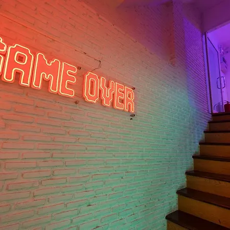 Game Over Pool 4b Walking Street 2 Km Pattaya