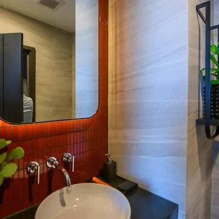 Edge Near Walking Street Pattaya