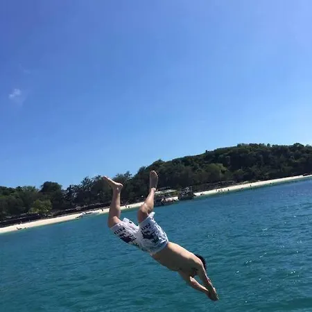 Great Location With Infinity Pool - Apartment Pattaya