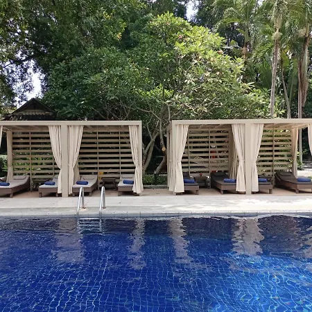 โรงแรม Let's Hyde & - Pool