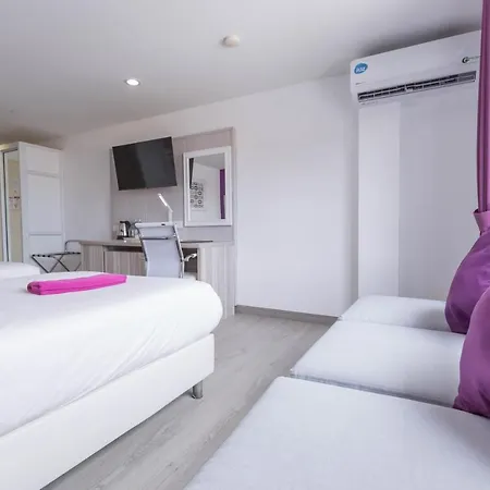 Hotel Zing
