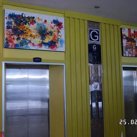Loft Hotel 3*