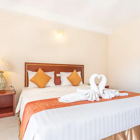 Eastiny Place โรงแรม Pattaya