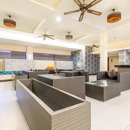 Eastiny Place โรงแรม Pattaya