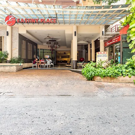 Eastiny Place โรงแรม