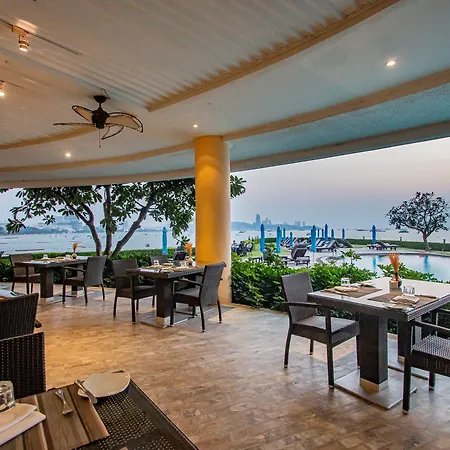 รีสอร์ท Dusit Thani Pattaya