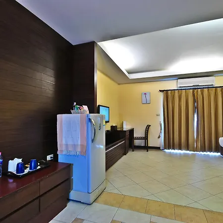 Gazebo Resort, 3*