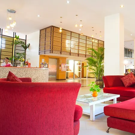 โรงแรม Eastiny Plaza 3*