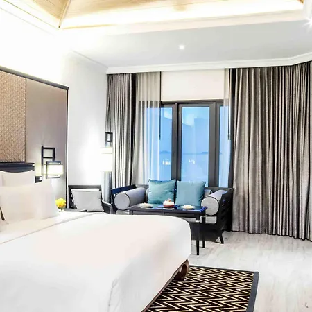 Intercontinental By Ihg