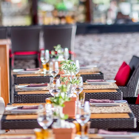 Intercontinental By Ihg