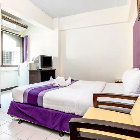 โรงแรม Sawasdee Sunshine 2*