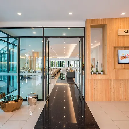 โรงแรม J Pattaya