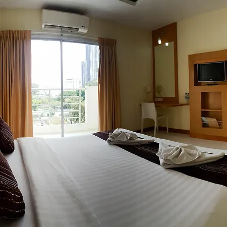 Eastiny Seven Hotel 3*