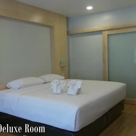 Basaya & 3* Pattaya