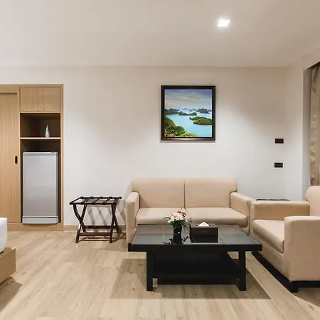 Adelphi โรงแรม
