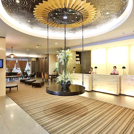 Sunbeam โรงแรม 4*