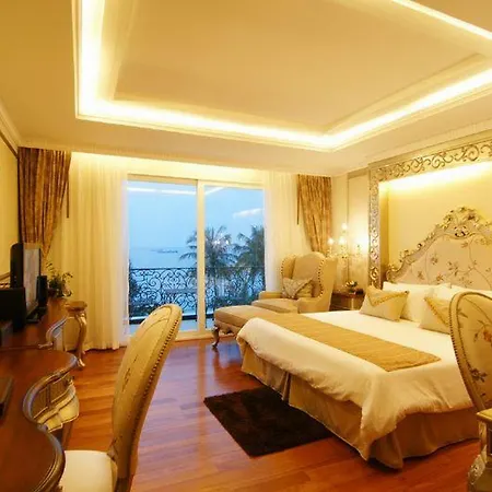 โรงแรม แอล เค ดิเอมเพรส 4*