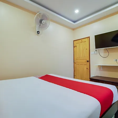 Phratumnak Hill Guest House Hotel 2*