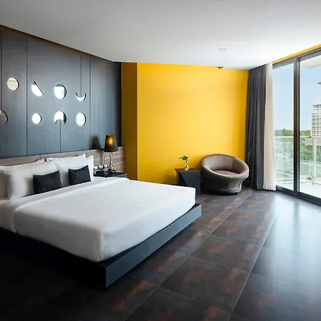 Tsix5 Quarter Hotel