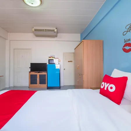 Oyo 838 Aromdee Pattaya
