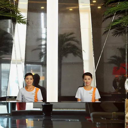 โรงแรม โนวา เอ็กซ์เพรส โฮเทล