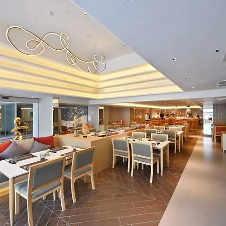 โรงแรม M - Sha Extra 4*