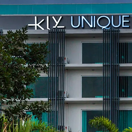 Unique Regency โรงแรม