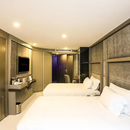 Hotel Azure