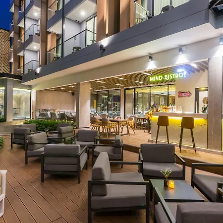 Amber Hotel 4*