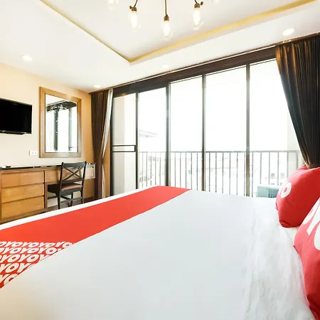 Oyo 458 Nakorn Siam Boutique 2*