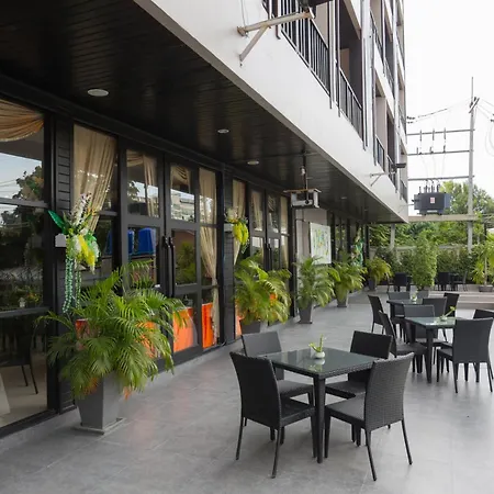 โกลเดนท์ทิวลิป เอสเซนเชียล พัทยา โรงแรม Pattaya