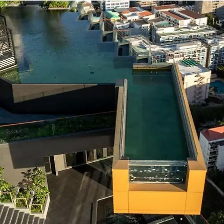 Edge Near Walking Street อพาร์ทเม้น *