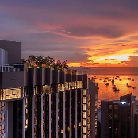 Edge Near Walking Street อพาร์ทเม้น