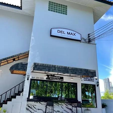 อพาร์ทเม้น Del Max