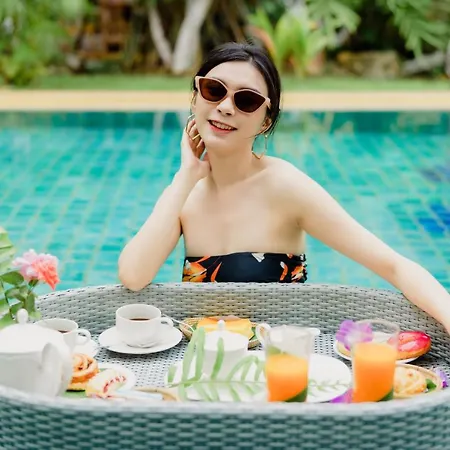 Raya Private Pool โรงแรม