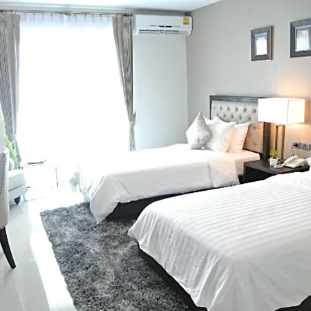 Hotel Sn - Sha 4*
