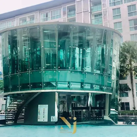 โรงแรม Nj Center