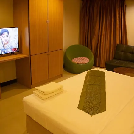 The Esse Hotel 3*