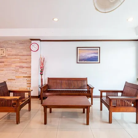 Reddoorz The Modern Place @