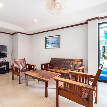 Reddoorz The Modern Place @ Pattaya