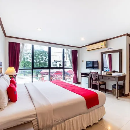 Hotel Reddoorz The Modern Place @