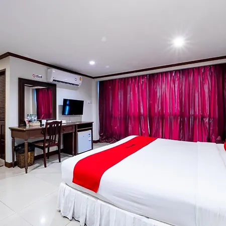 Reddoorz The Modern Place @ Hotel Pattaya